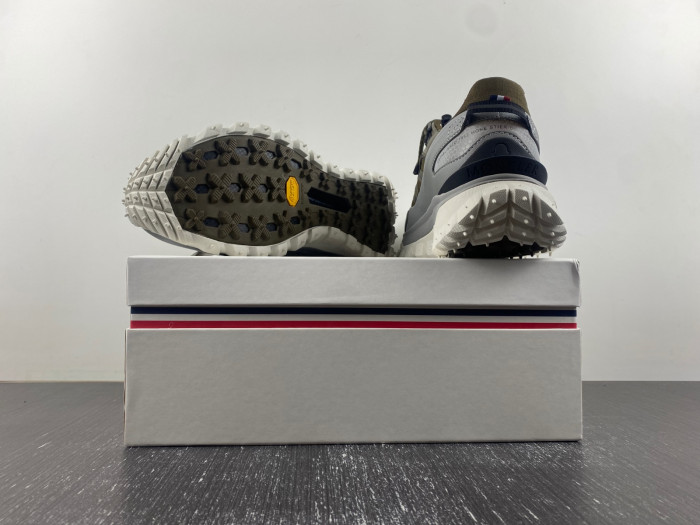 moncler trailgrip gtx