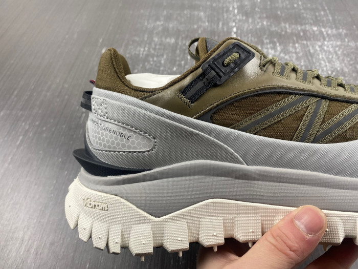 moncler trailgrip gtx
