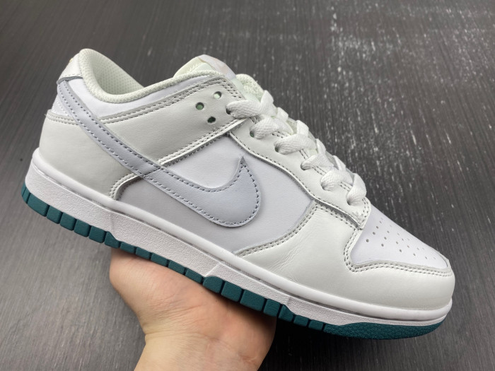 nike dunk low gs white green grey fd9911-101