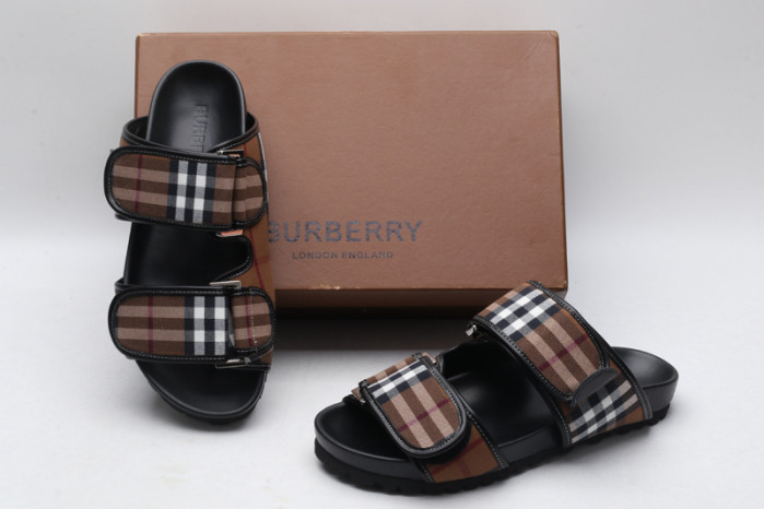 bur_berry slippers
