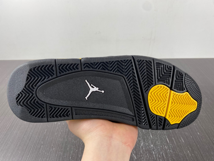 air jordan 4 retro thunder (2023) - dh6927-017