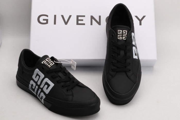 gi_venchy sneaker