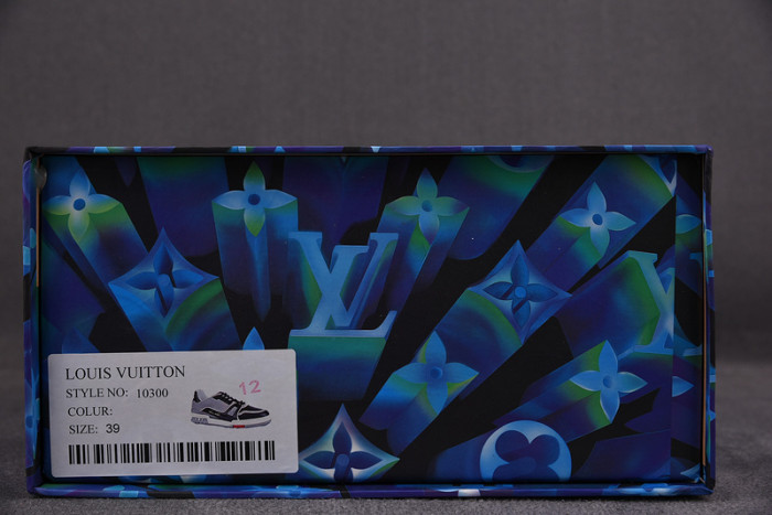 l0vt sneaker