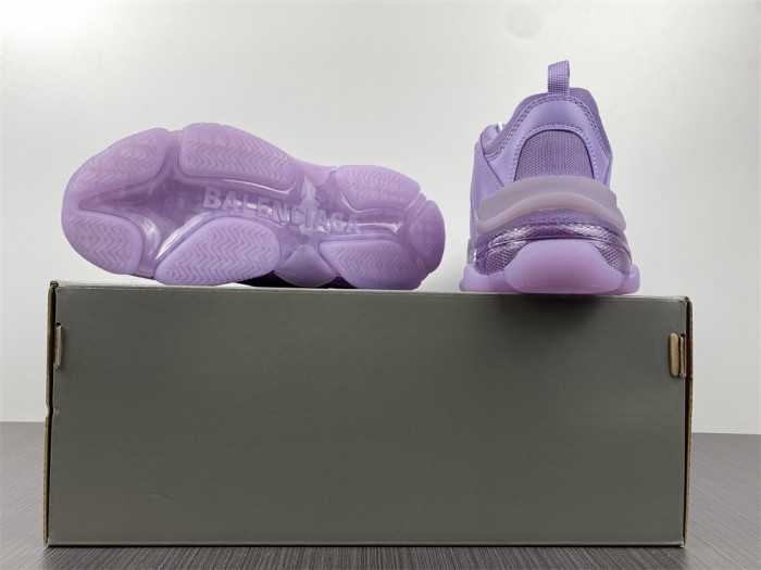 blcg sneaker triple.s.