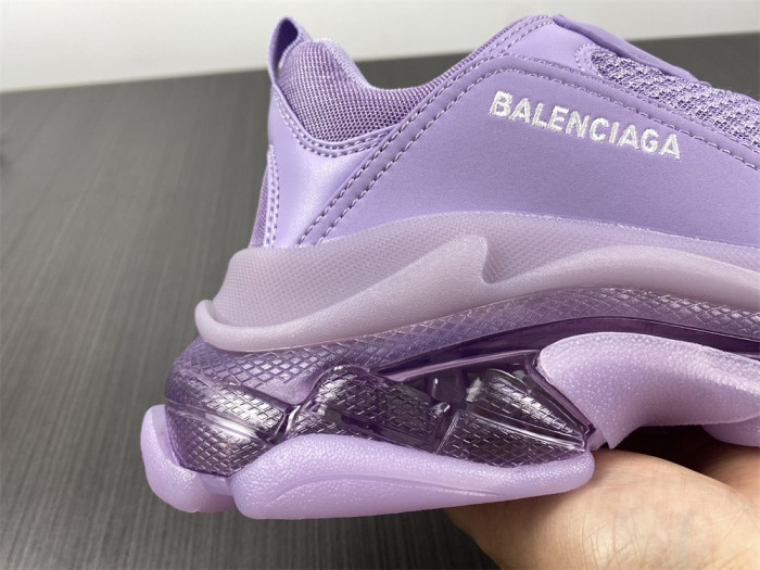 blcg sneaker triple.s.