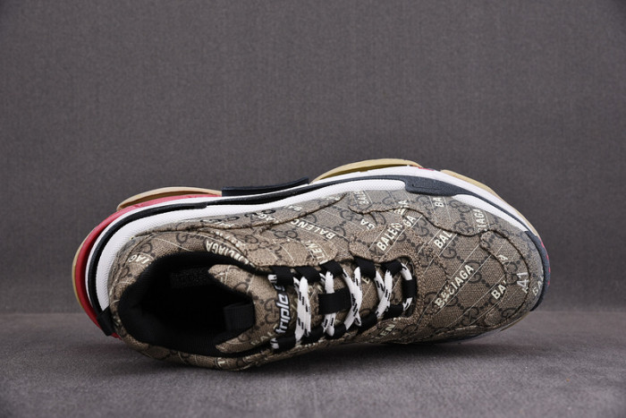 blcg sneaker triple.s.